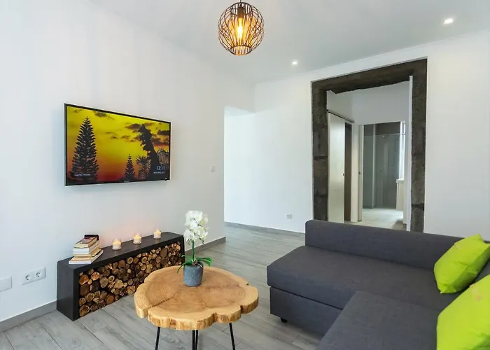 Castanheiro * 拉戈阿